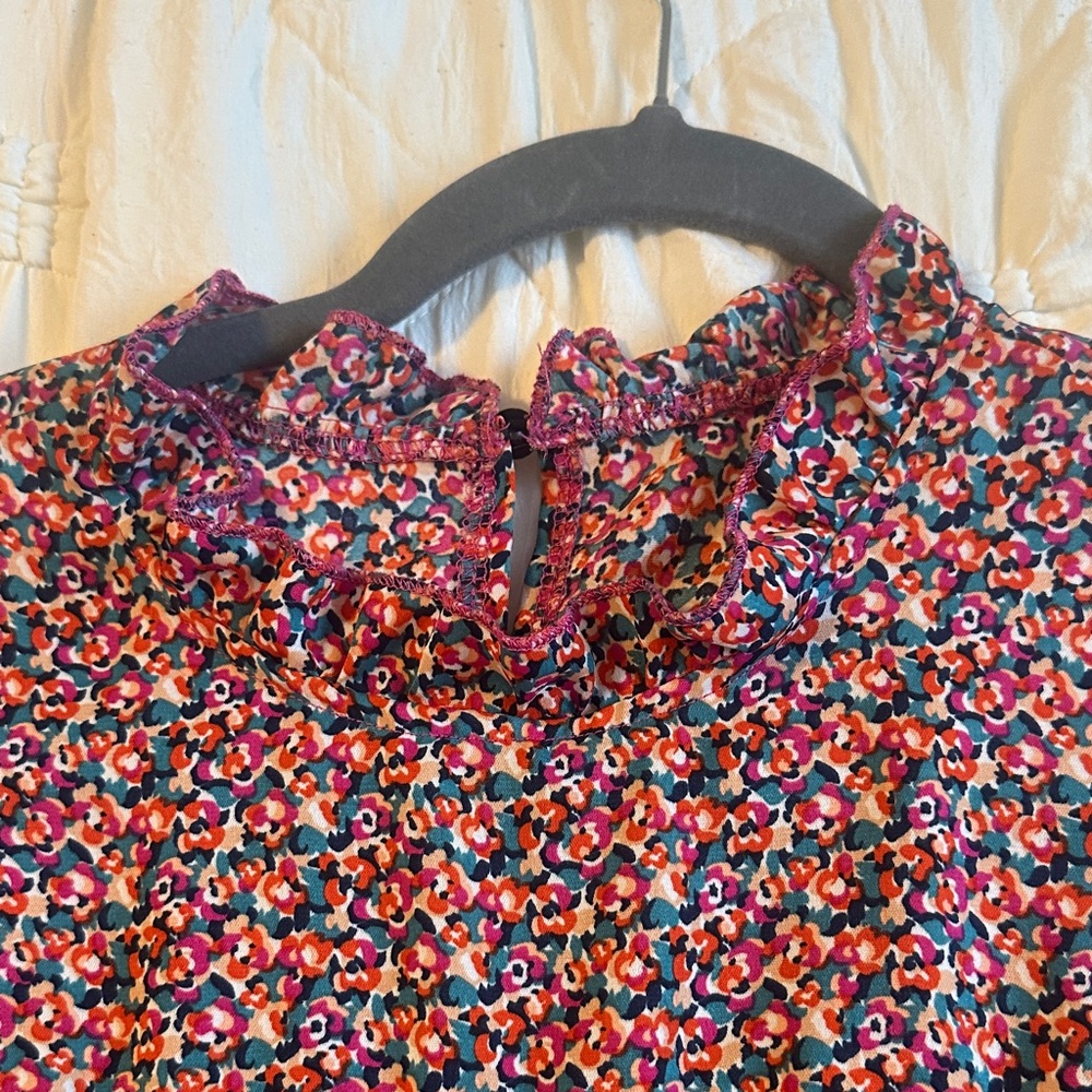 Floral Ruffle Blouse - Multicolor - Picture 4 of 7